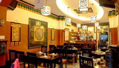Nhà hàng chay Mandala Giảng Võ đứng TOP quán chay ngon Hà Nội | Nhà hàng,  Súp bí đỏ, Súp bí