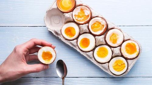 Người ăn chay có được ăn trứng? Nếu lỡ ăn có phạm tội sát sinh?