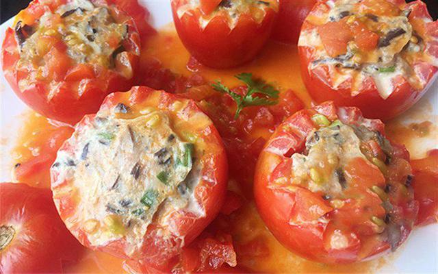 Cà chua nhồi đậu hũ chay: Món ăn không thể thiếu ngày rằm mồng 1
